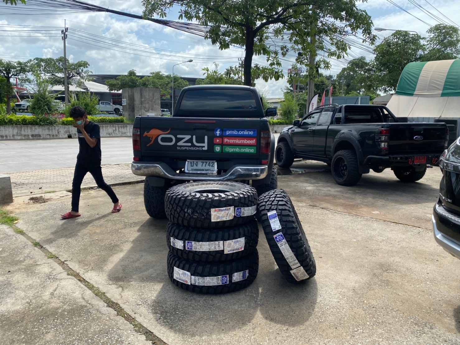 BF GOODRICH KM3 35X12.5R15 ราคาถูก ต้อง STEP9 เท่านั้น