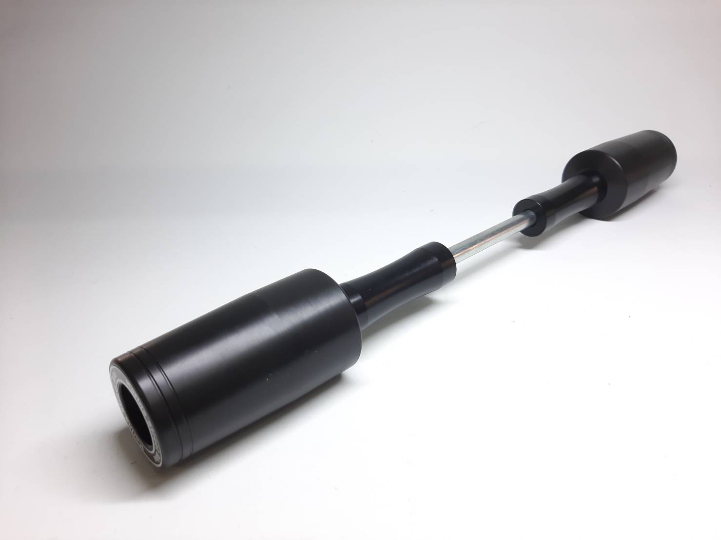 กันล้มข้าง D-Traker 250 KLX250 แบร์นMarina กันล้มผลิตจากอลูมิเนียมนำเข้า เกรด6061T651 และPOM ติดตั้งง่าย(65) สีดำ