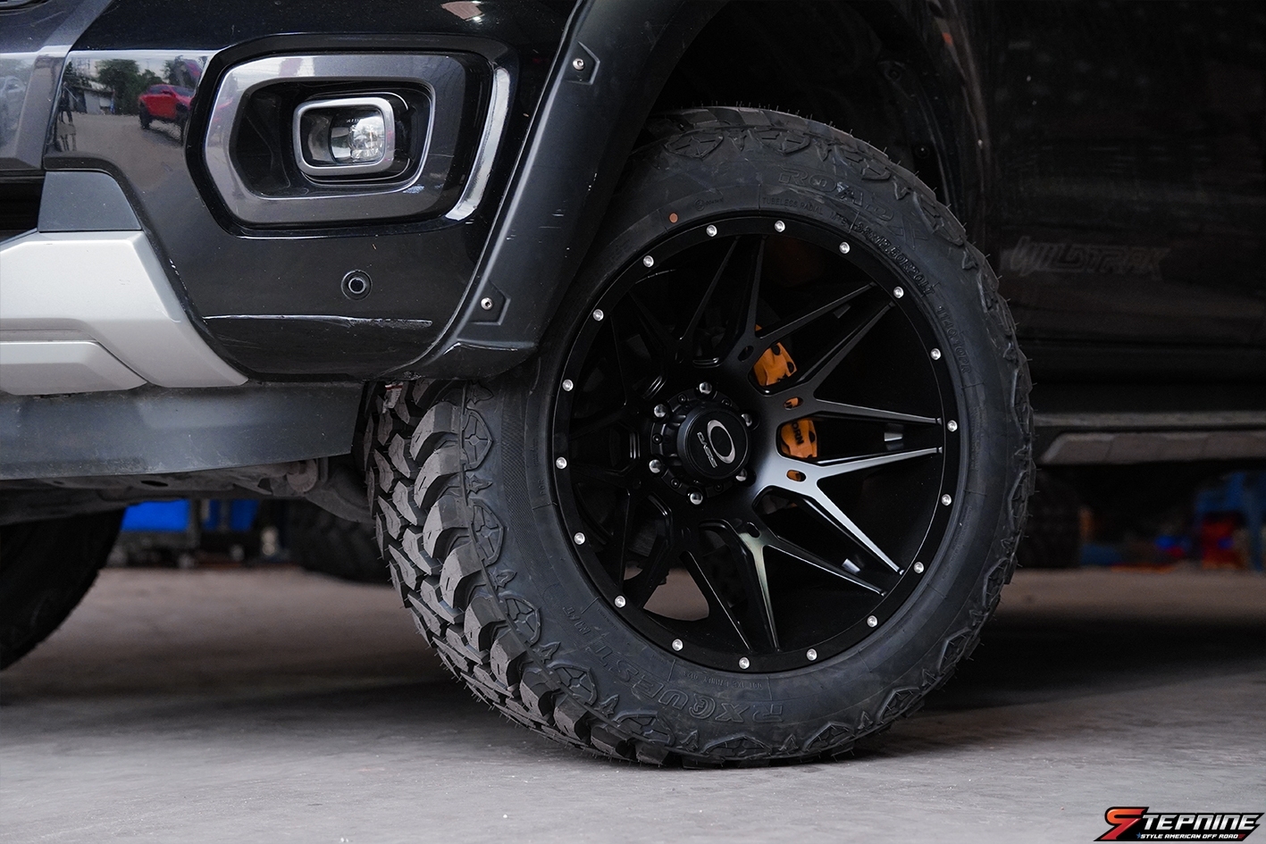 FORD RANGER งบ 80,000 แต่งทรงเมกา