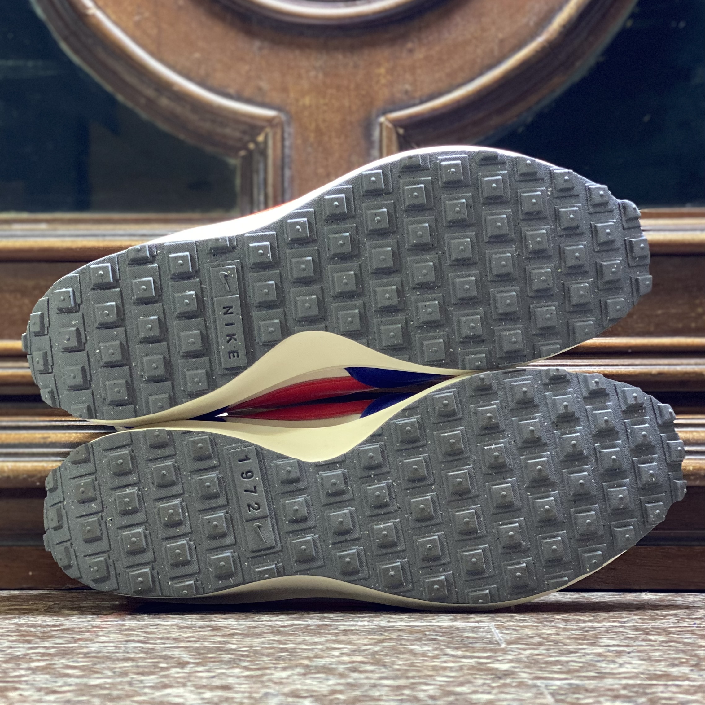 รองเท้า Nike Waffle Debut Swoosh ‘LIMITED’ (M9US)