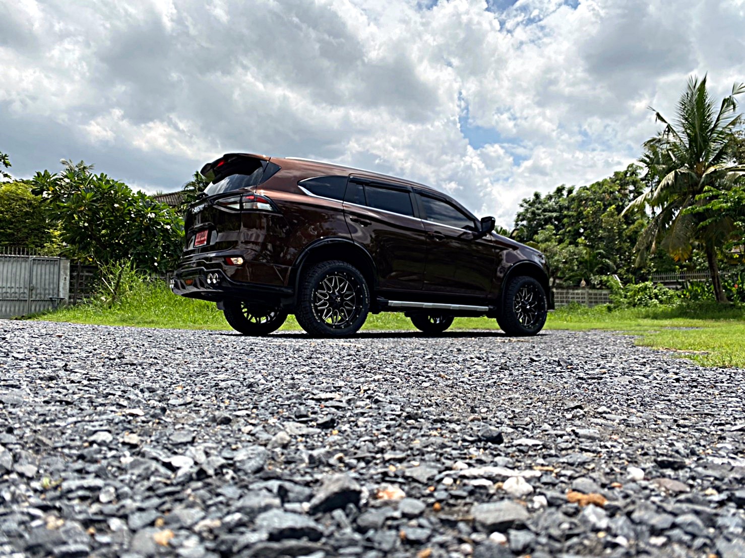 MU-X แต่งออฟโรด แบบไม่ยกที่ STEP9