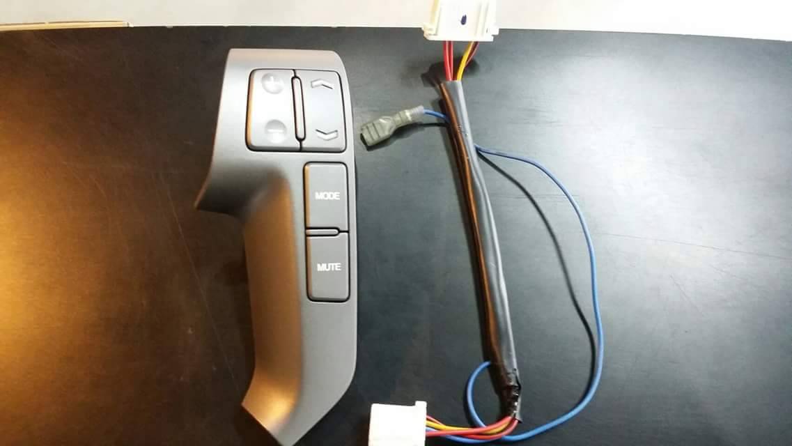 Multifunction contol switch for H-1 ( แป้นควบคุมวิทยุตรงรุ่น H-1 พร้อมสายไฟ)