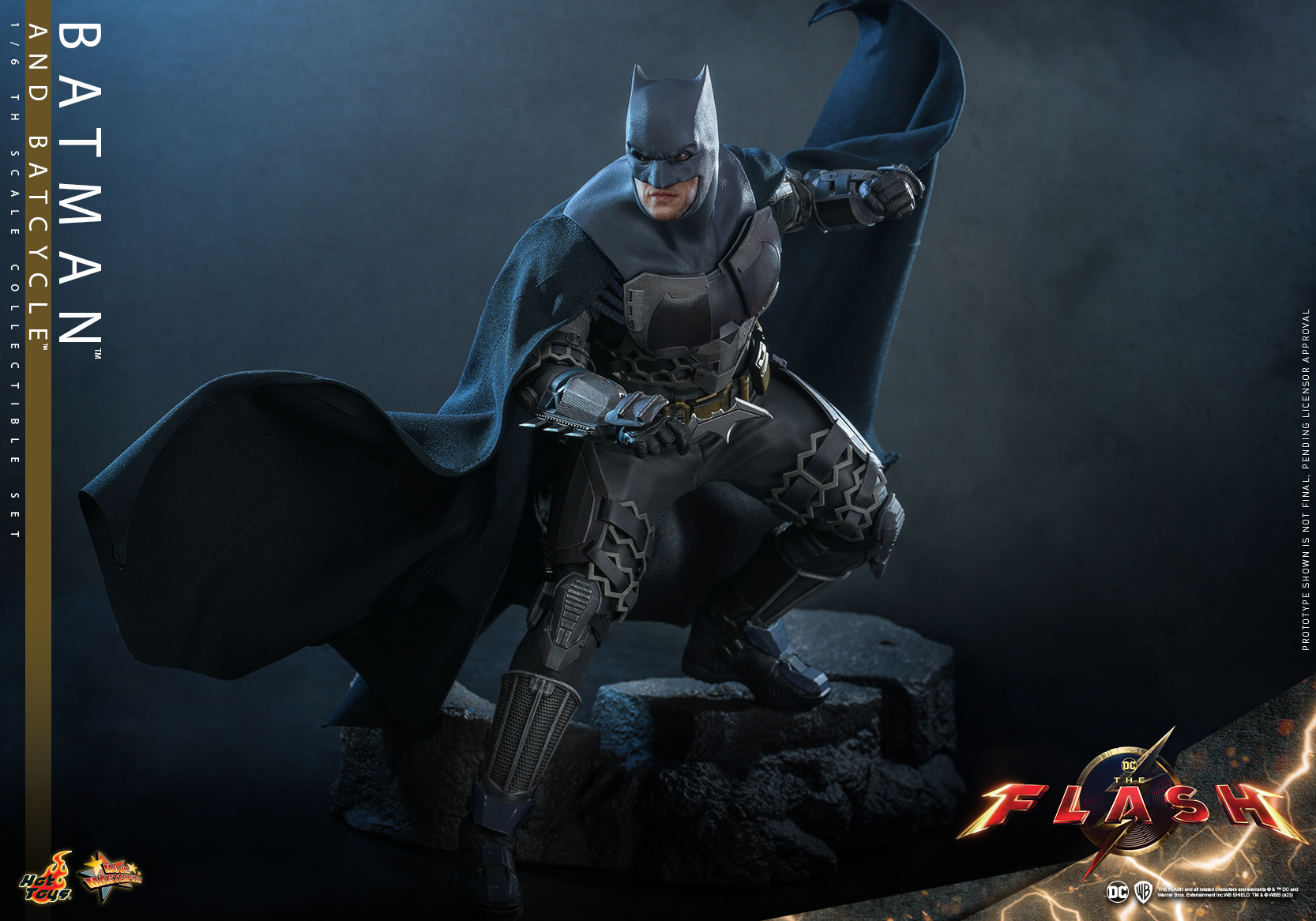 MMS705 - The Flash - 1/6th scale Batman and Batcycle