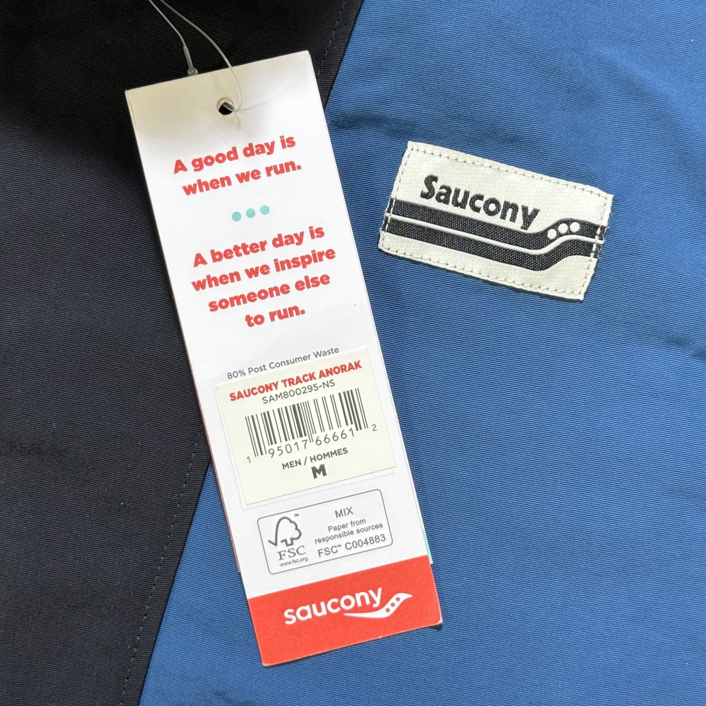 เสื้อ Saucony Track Anorak Jacket (M)