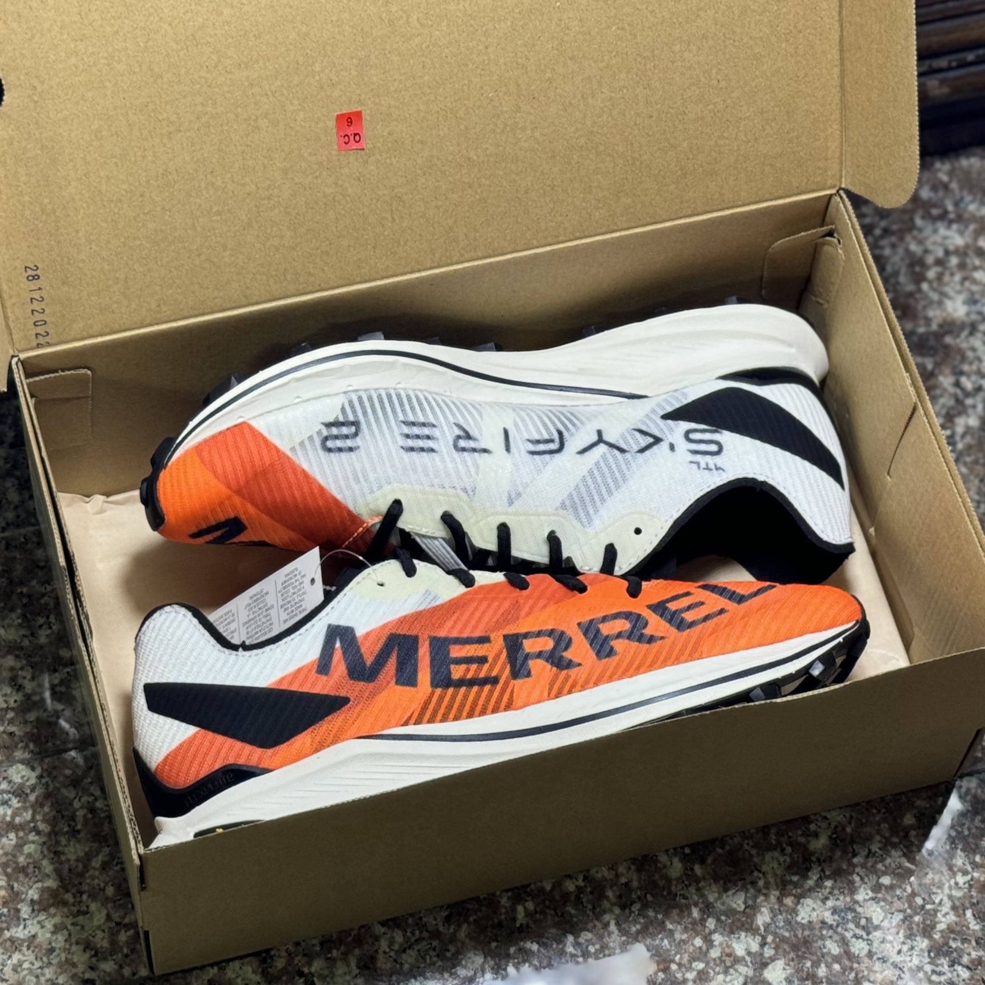 รองเท้าวิ่งเทรล Merrell MTL SkyFire 2 Women (W8.5US)