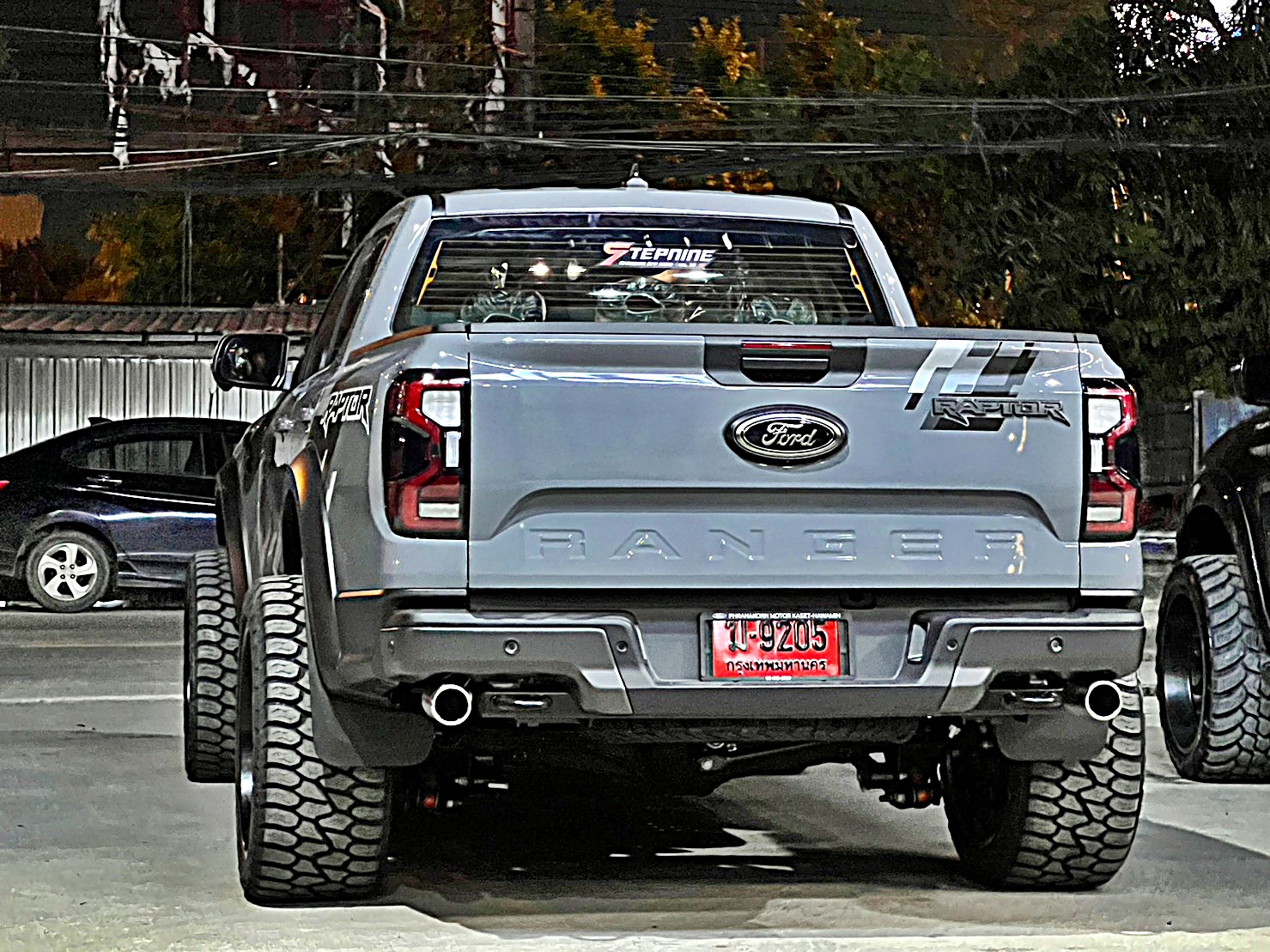 ส่งงาน RAPTOR V6 หล่อจบ ที่ Step9 ล้อแท้ HOSTILE H113