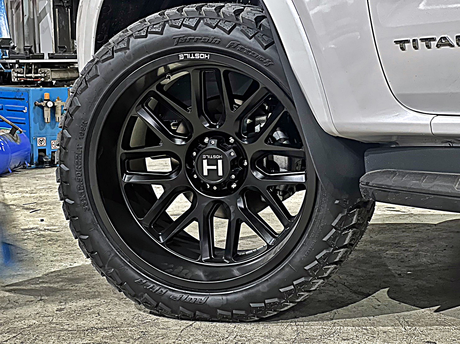 FORD EVEREST NEXTGEN ล้อแท้ HOSTILE H120 ขอบ22 ที่ STEP9