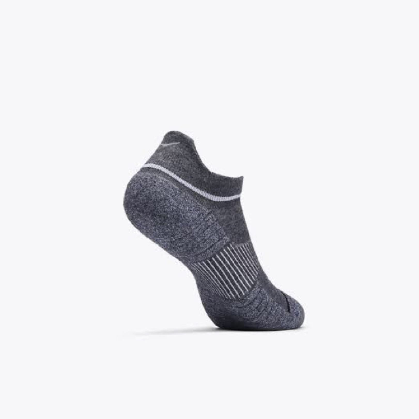 ถุงเท้าวิ่ง HOKA No-Show Running Socks ‘MonoChrome’ #แพค1คู่ (M)