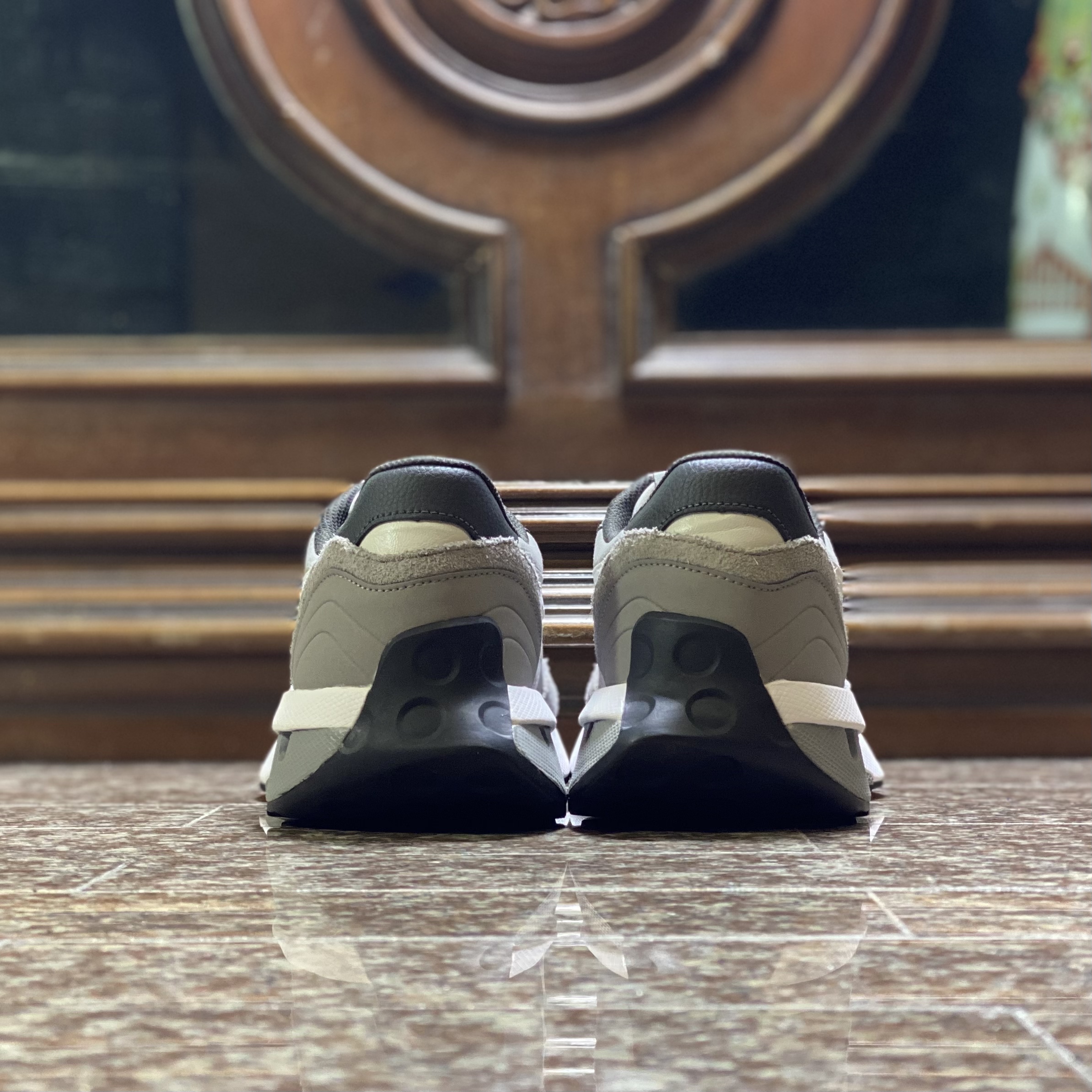 รองเท้า ASICS Jogger X81 ‘GREY’ (M10US)