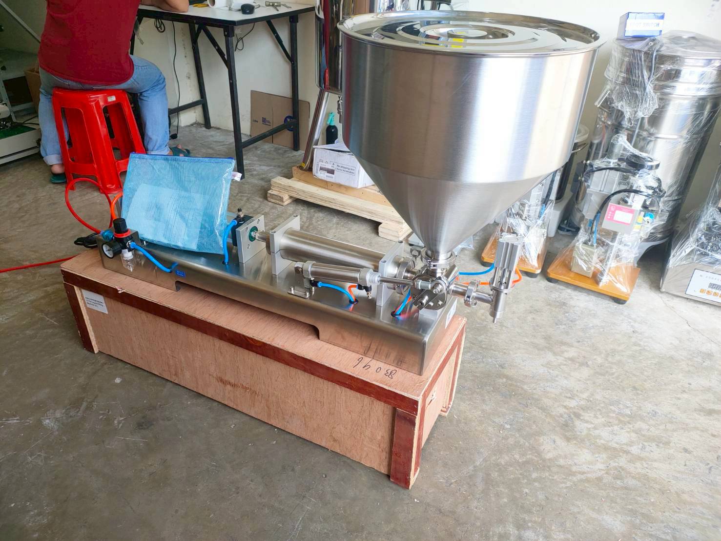 เครื่องบรรจุของเหลวแบบแนวนอน ครีม ซอสอาหาร ซอสมะเขือ G1WTD