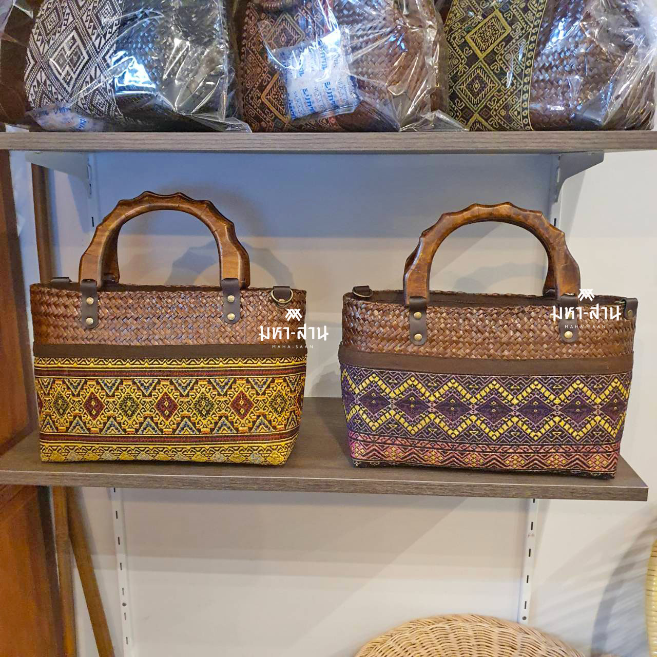 กระเป๋ากระจูดผ้าไทย ถือ ของฝากผู้ใหญ่ 🤍