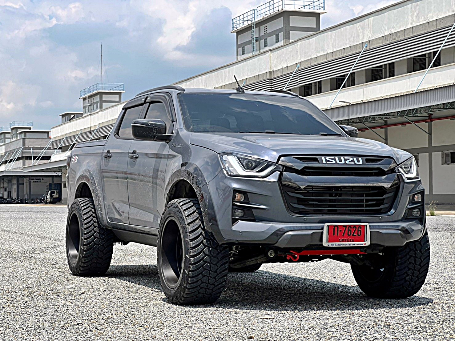 D_MAX_ทะเบียนนครปฐม ทำทรงเมกาที่ STEP9