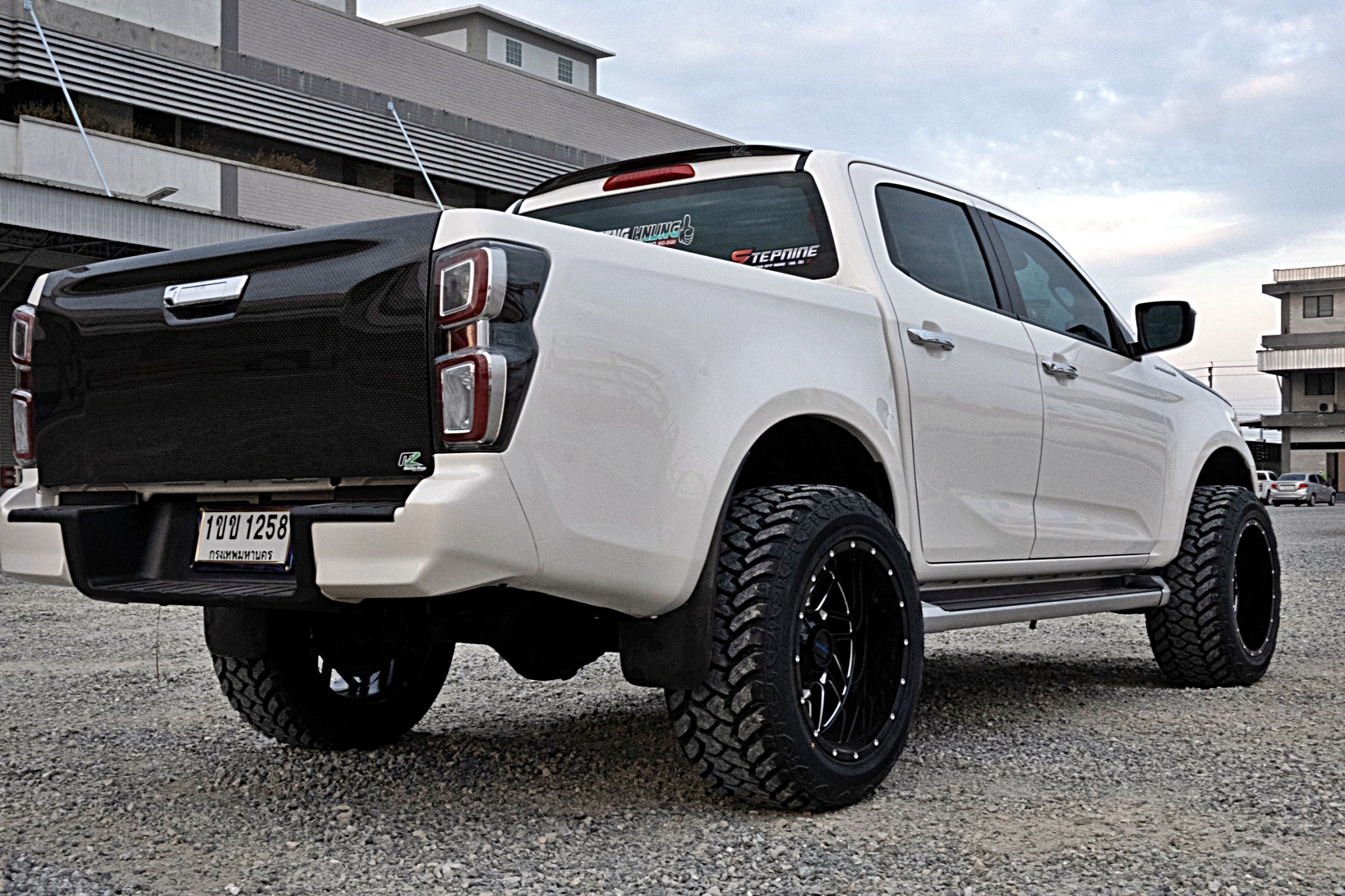 #จากตัวเตี้ยรถซิ่งสู่ตัวสูงทรงเมกา ที่ step9