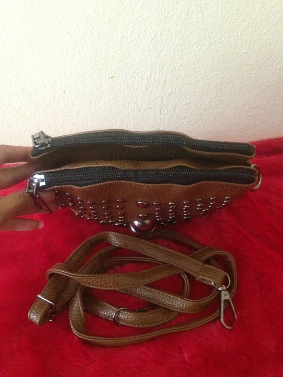 กระเป๋าแฟชั่นหัวกะโหลก