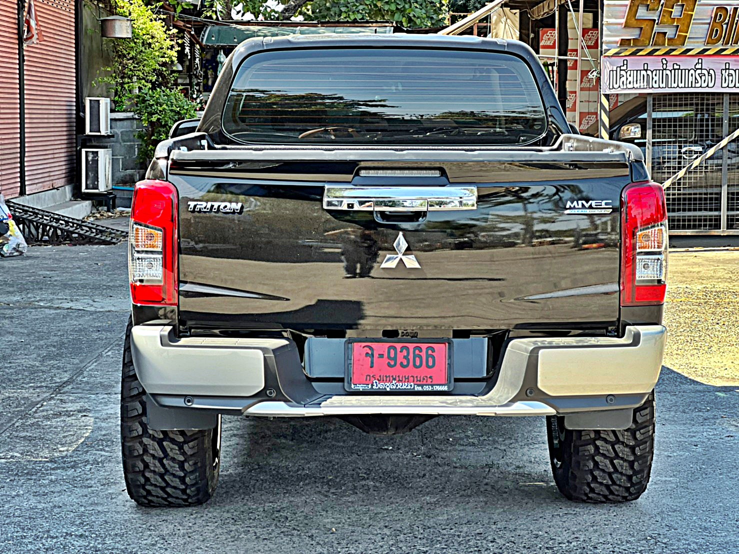 TRITON ทรงเมกา ล้อ FORCE ที่ STEP9