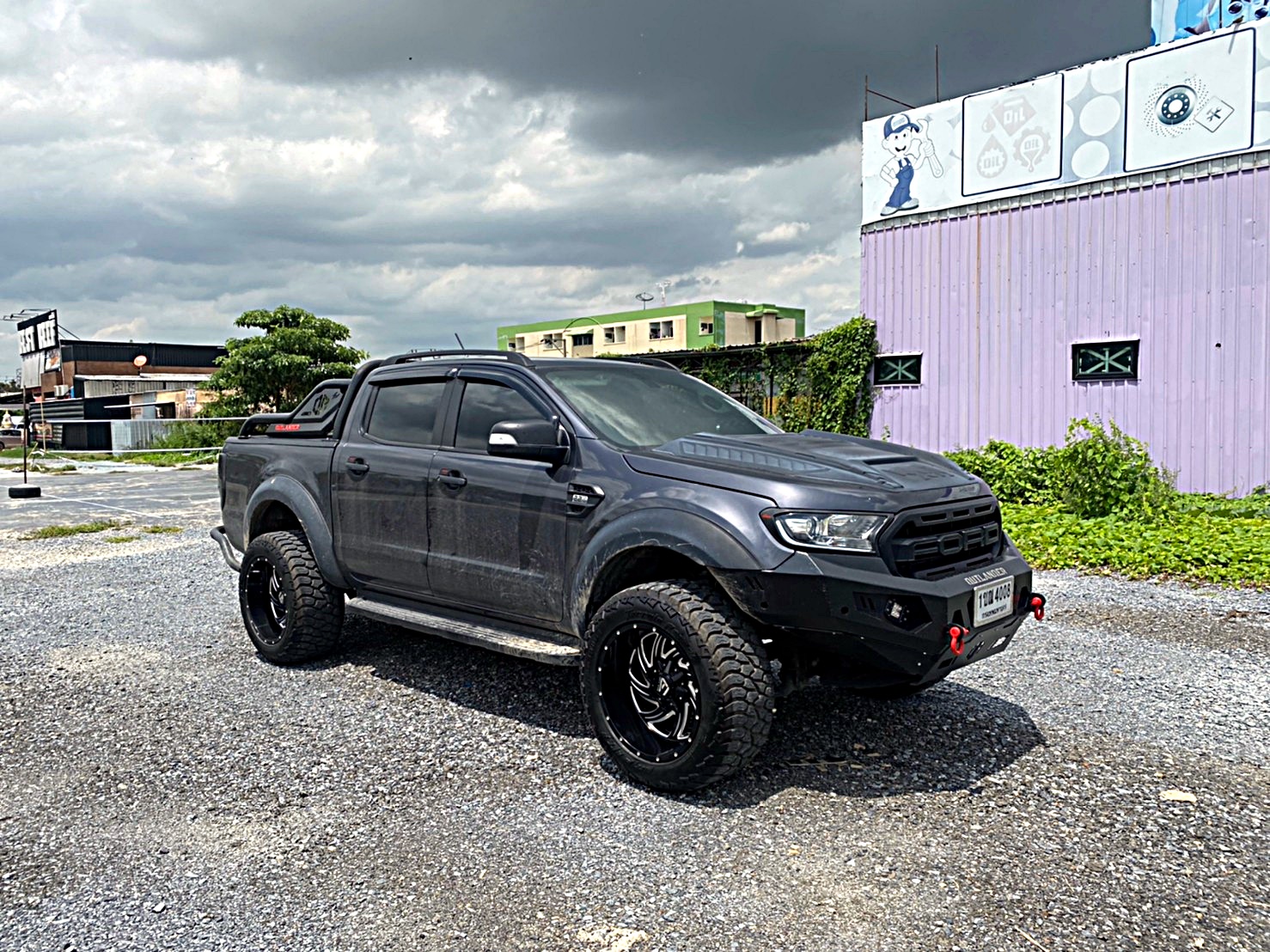 FORD จัดชุดใหม่ ทรงเมกาที่ STEP9