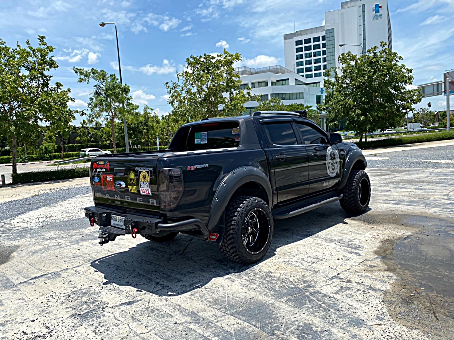 FORD WILDTRACK ทรงเมกา