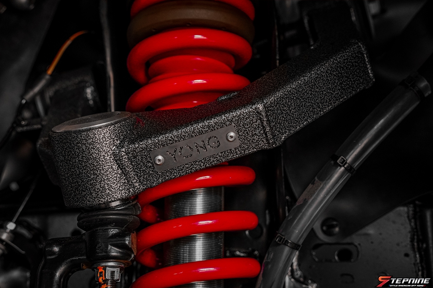 TOYOTA REVO งบ 170,000 แต่งทรงเมกาที่ STEP9