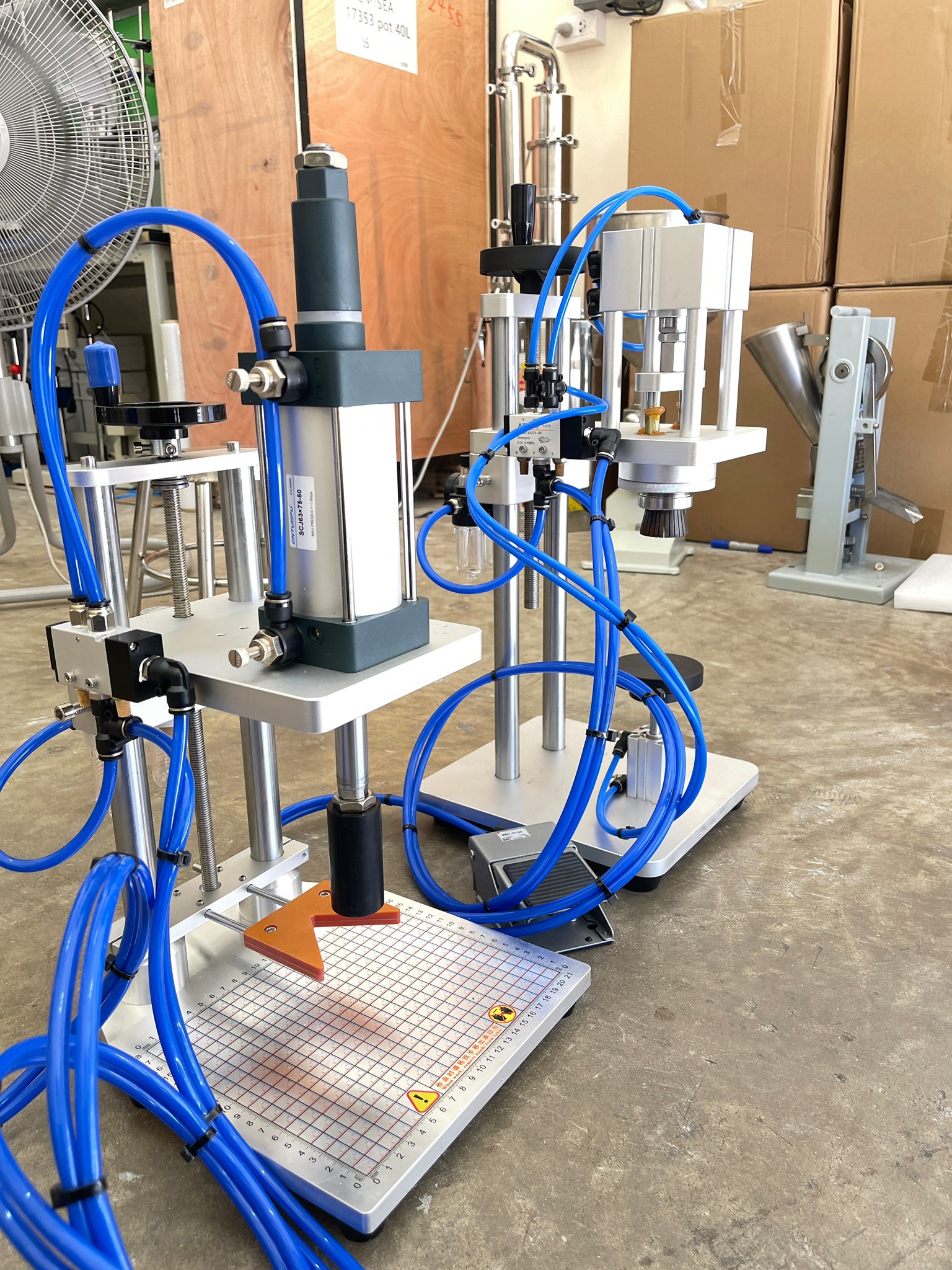 🌈15922 เครื่องกดปิดฝาขวด ขวดน้ำดื่ม ขวดอาหารเสริม ขวดโปรตีน ขวดซอส ขวดน้ำมัน CYT-03