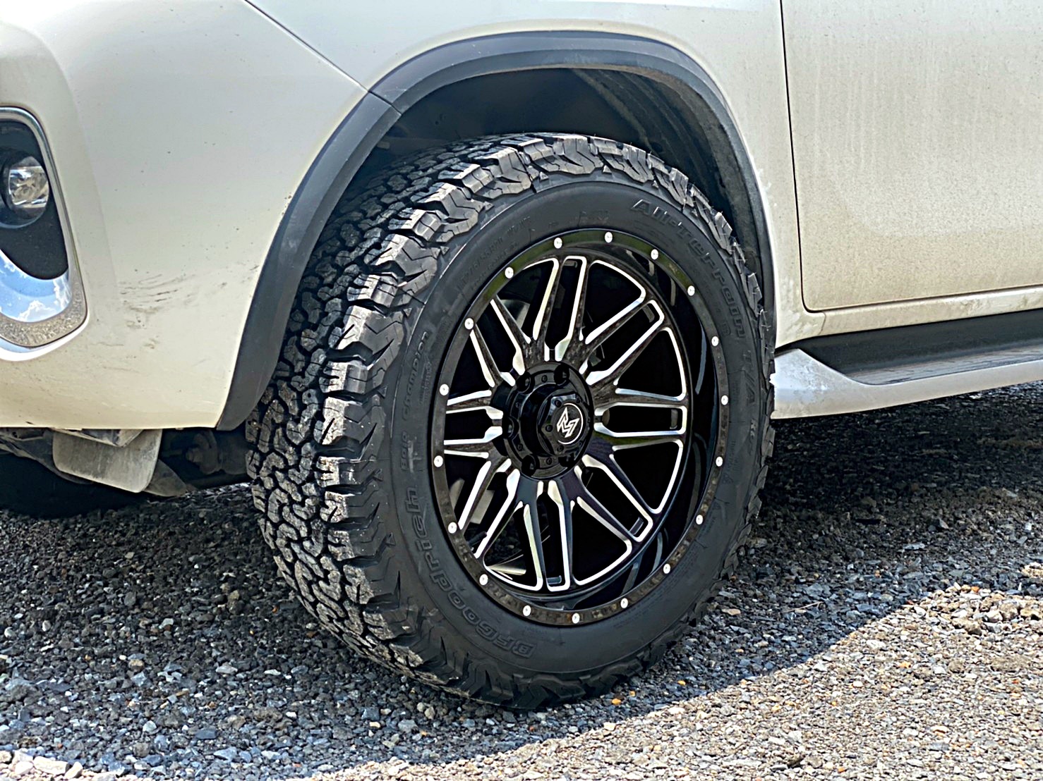 FORTUNER ล้อขอบ20 OFFROAD ที่ STEP9