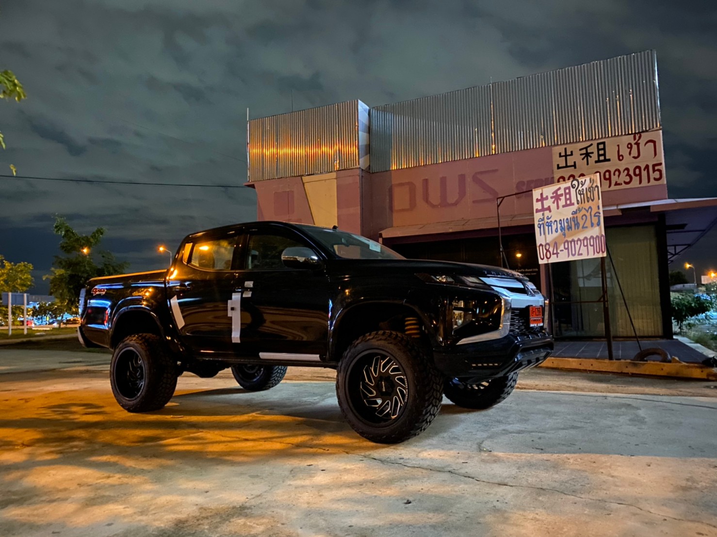 TRITON 4X4 จัดทรงเมกา