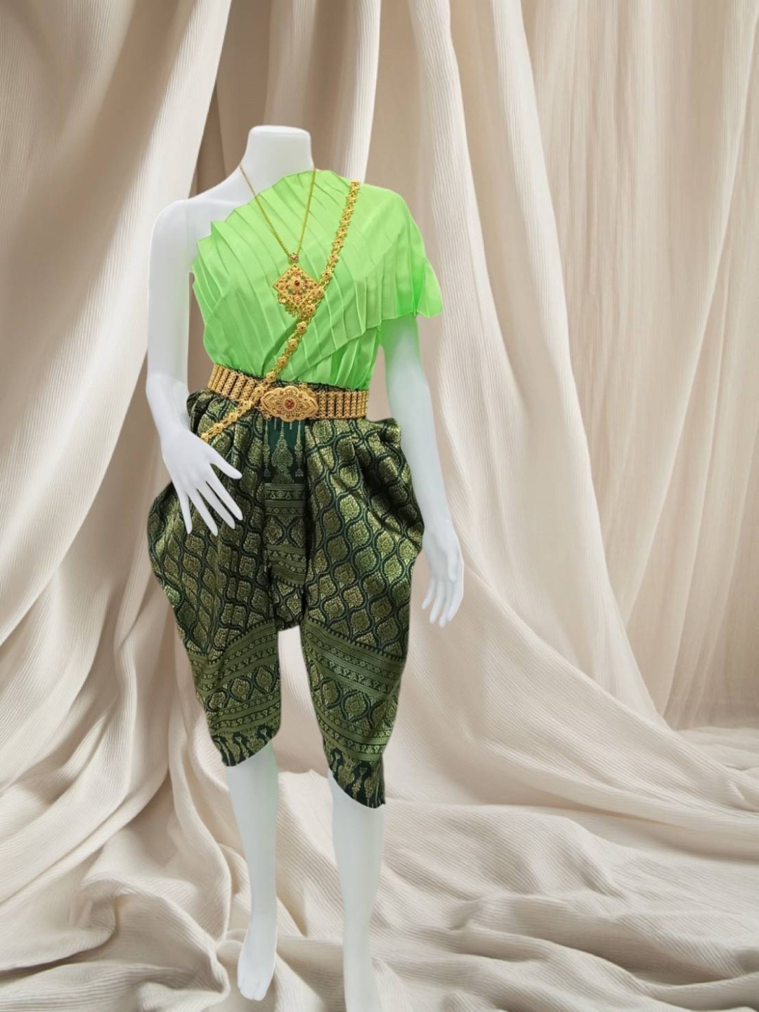 ชุดไทยผู้ใหญ่ สไบกับโจง