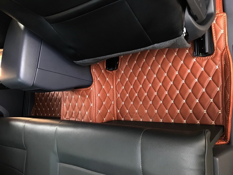 พรมปูพื้นรถยนต์6D NEW BT-50 CAB รุ่น VIP สีน้ำตาล เต็มคัน