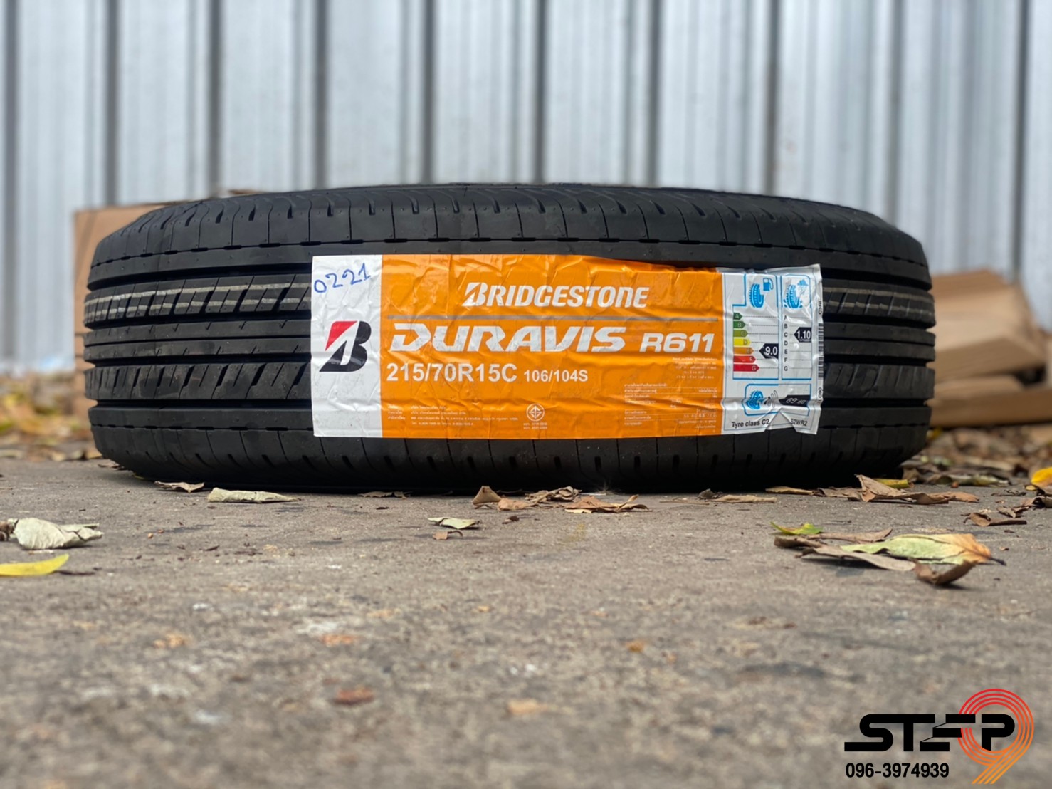 BRIDGESTONE DURAVIS R611 215/70-15 ราคาพิเศษที่ STEP9