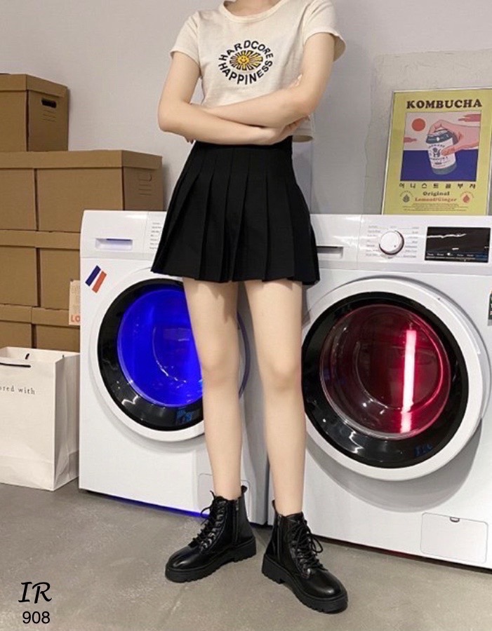 รองเท้าบูทดำ