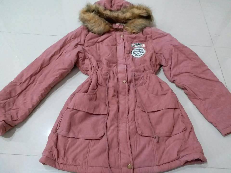 เสื้อกันหนาวมีฮู๊ด