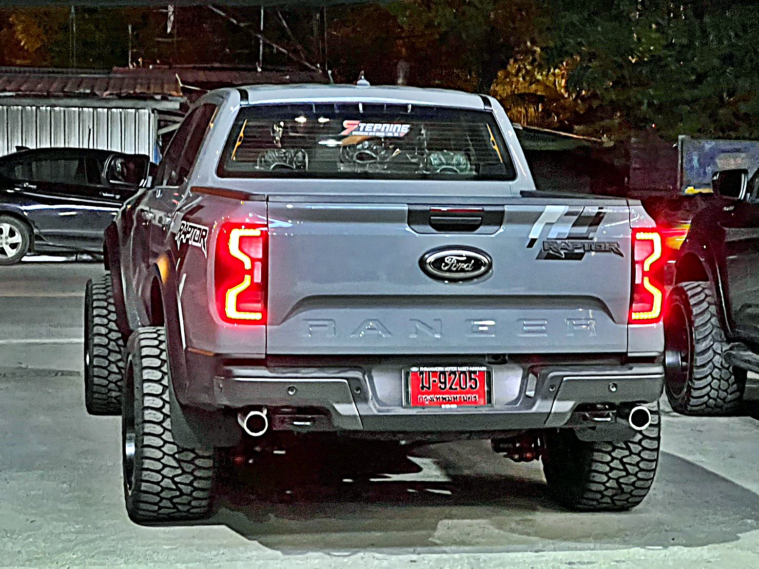 ส่งงาน RAPTOR V6 หล่อจบ ที่ Step9 ล้อแท้ HOSTILE H113