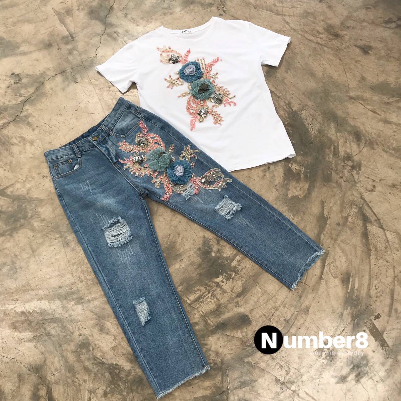 set เสื้อกับกางเกง ปักลายดอกไม้