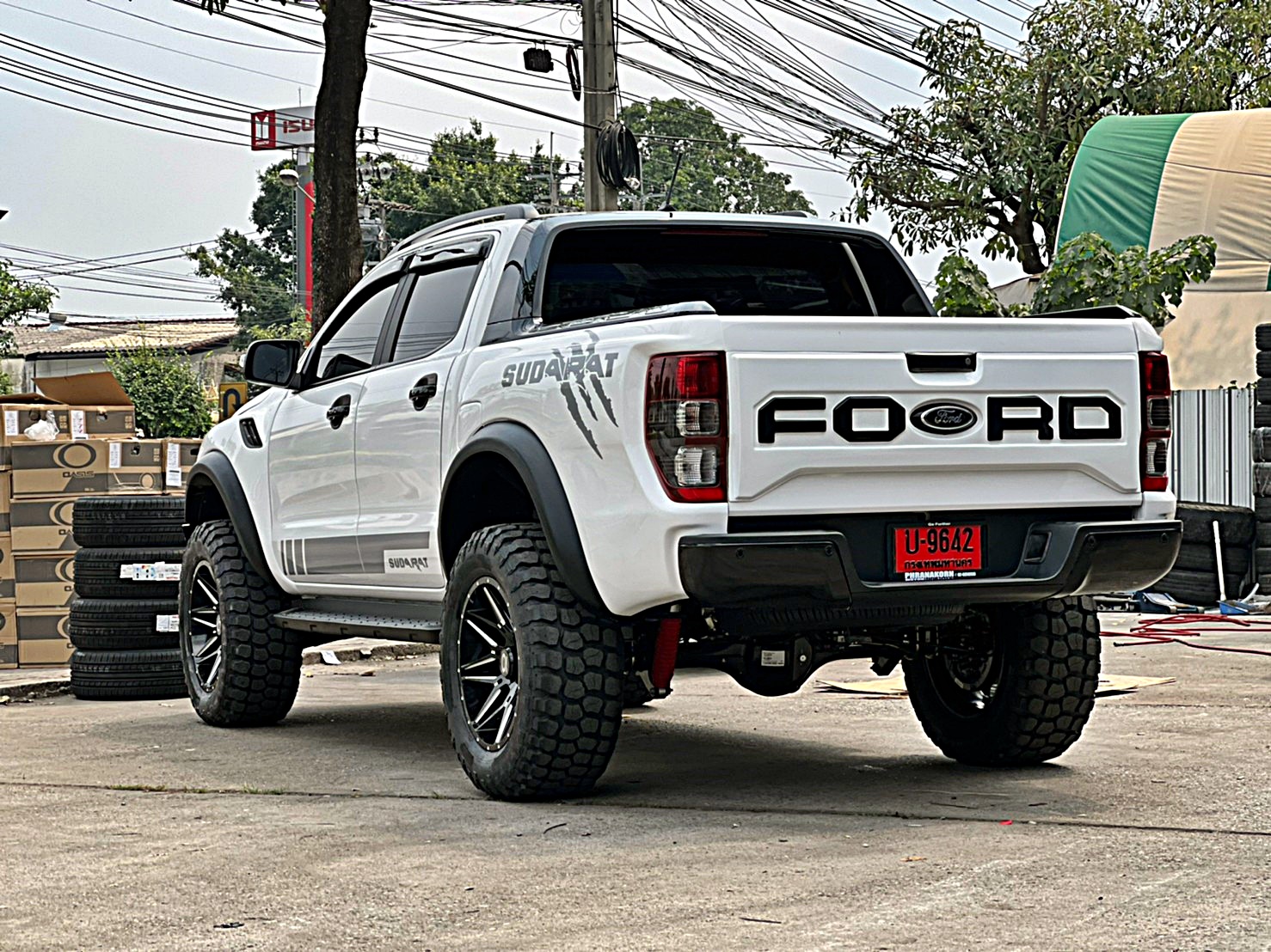 FORD ทรงเมกา ชุดโปรโมชั่น