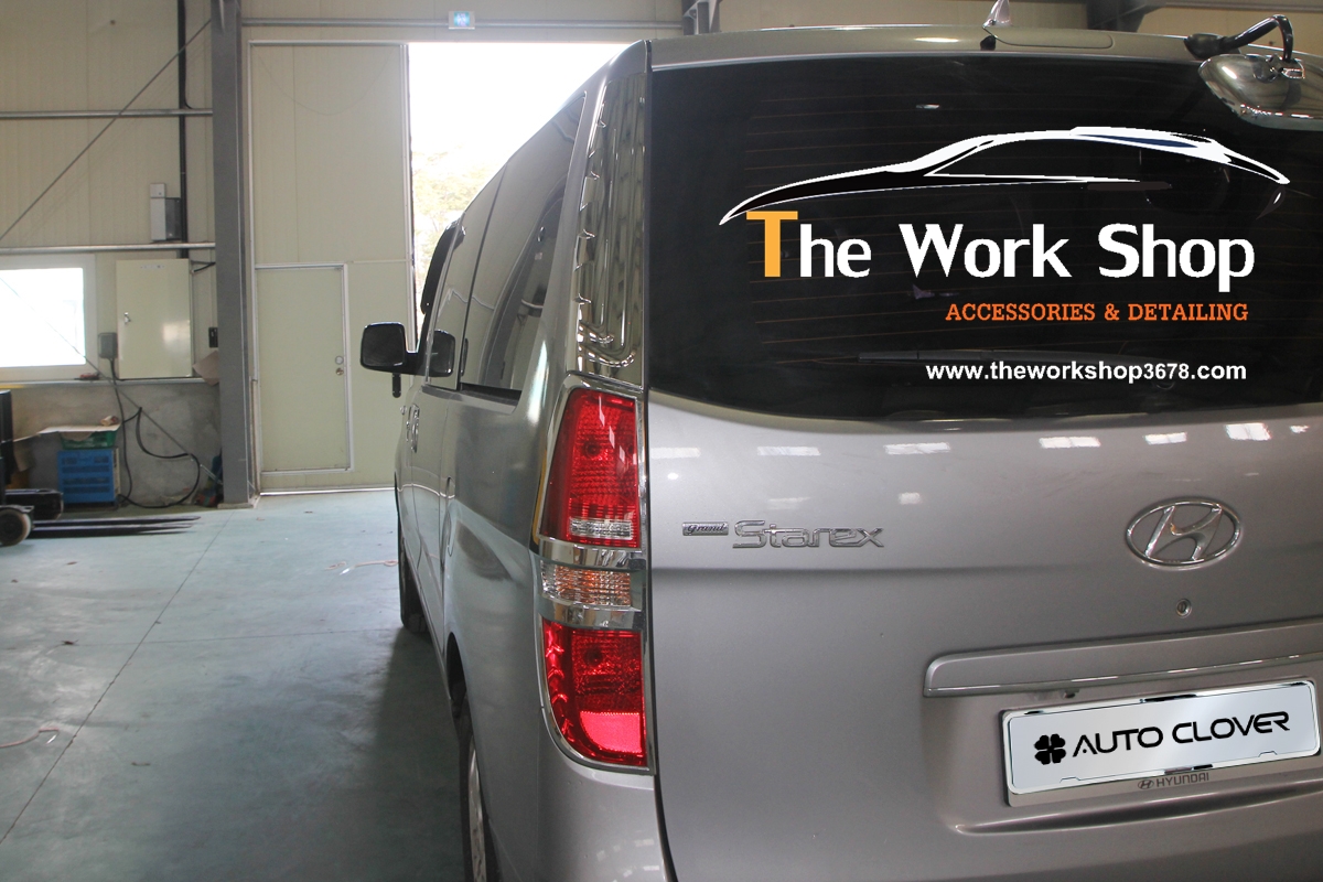 Chrome Pillar Molding for H-1 ( โครเมี่ยมแต่งเหนื่องไฟท้าย )