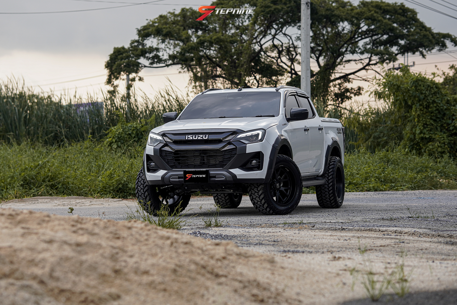 ส่งงานรถใหม่ป้ายแดง #ISUZU #DMAX ทรงเมกา FC จากพิษณุโลก