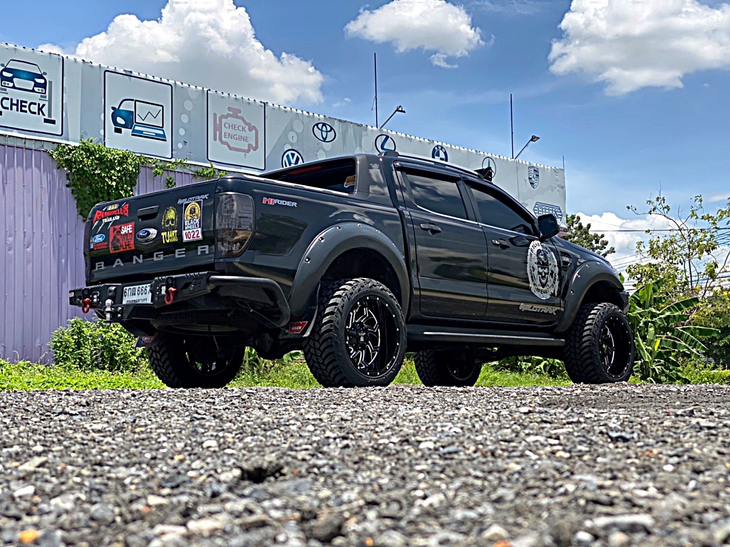 FORD WILDTRACK ทรงเมกา