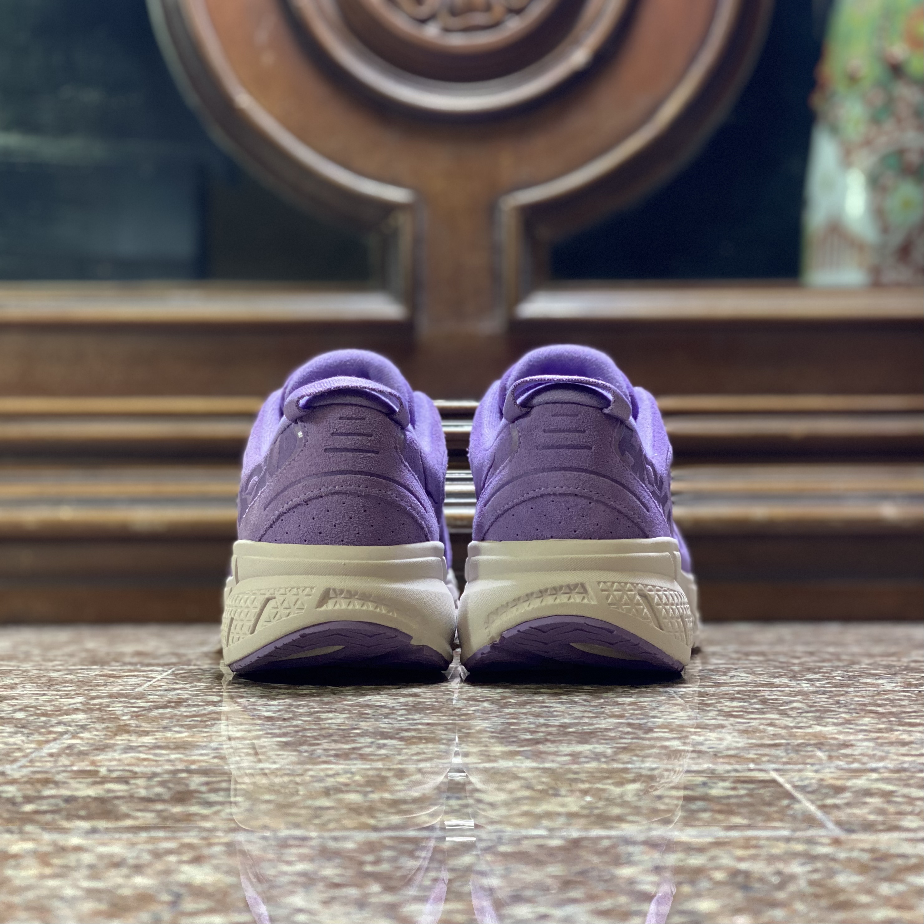 รองเท้า HOKA Clifton L Suede ‘Chalk Violet’ EXCLUSIVE (M9/9.5US)