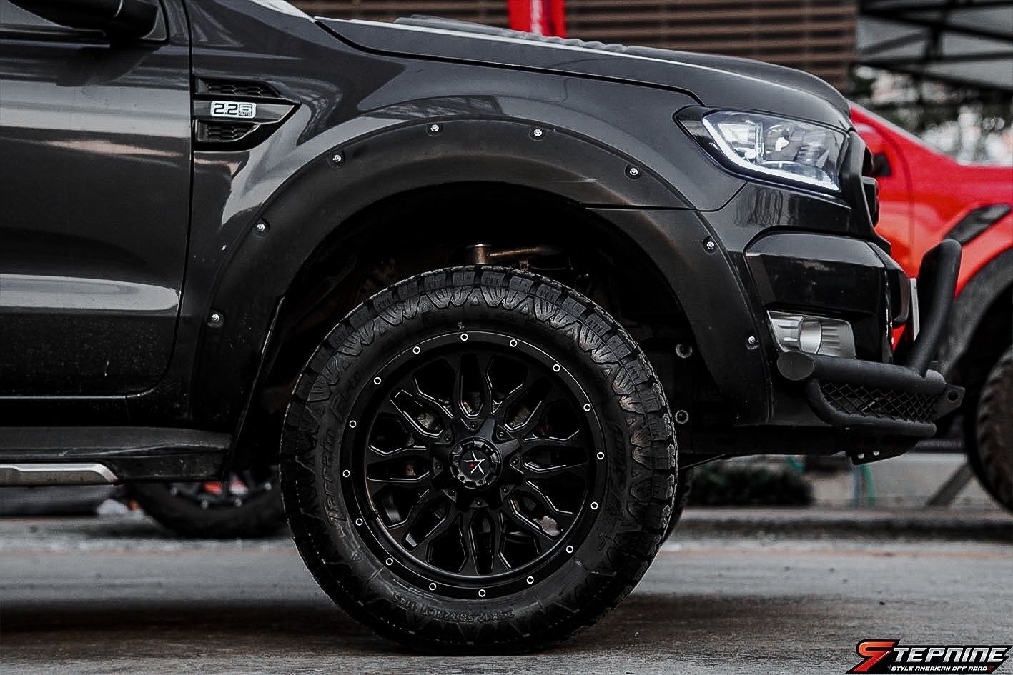 FORD RANGER แต่งทรงเมกา