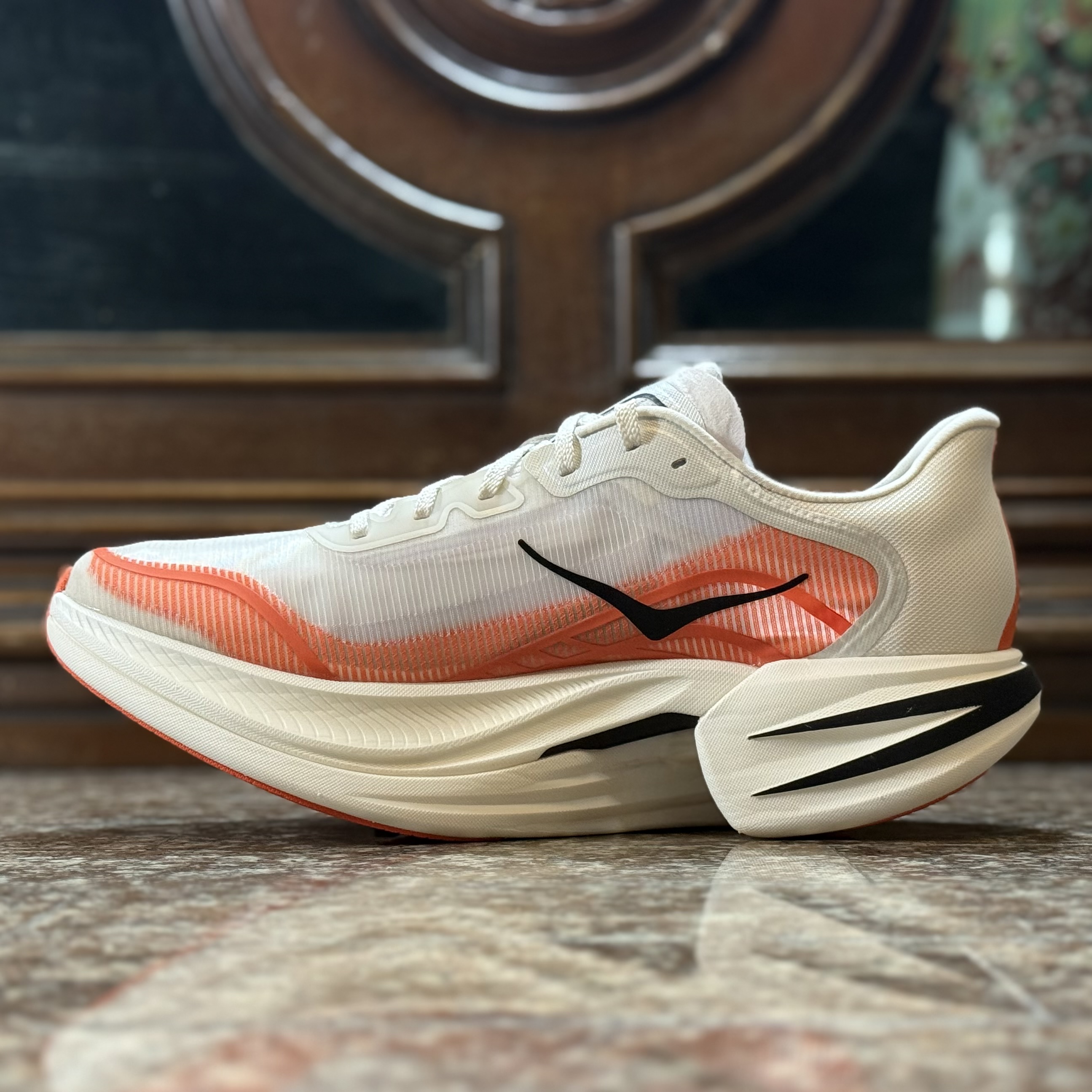 รองเท้าวิ่ง HOKA Cielo X1 2.0 #มือ2 (M11.5US)