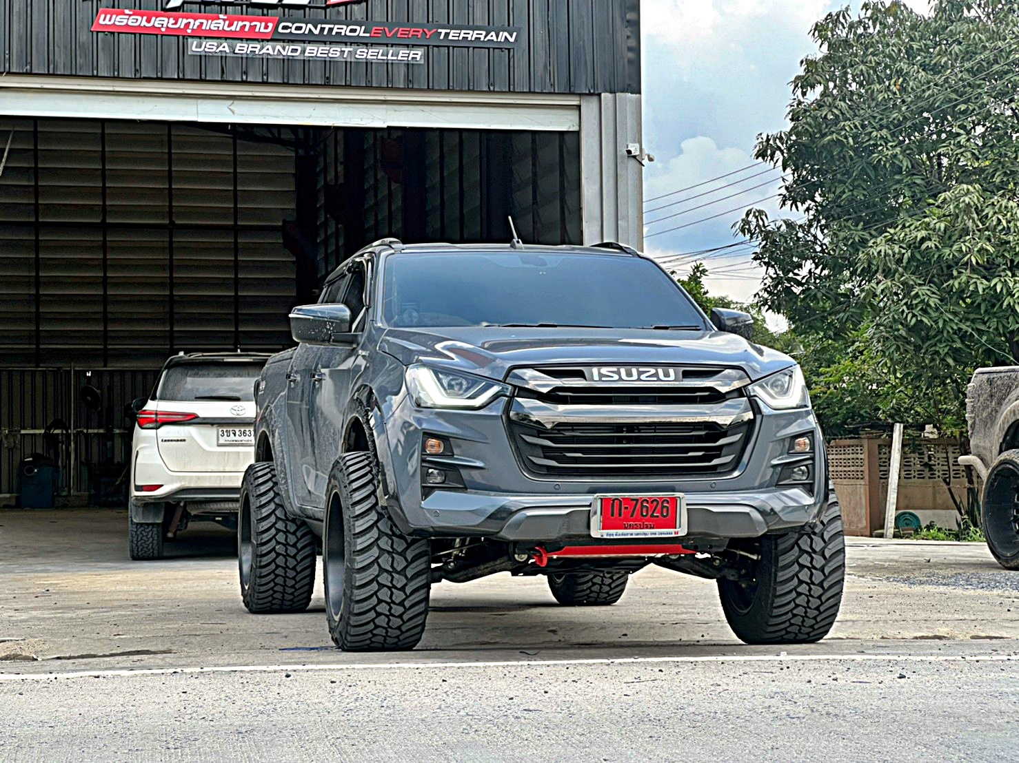 D_MAX_ทะเบียนนครปฐม ทำทรงเมกาที่ STEP9