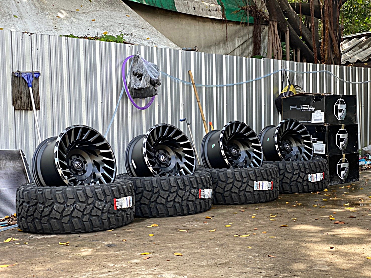 FORD RAPTOR โคตรหล่อที่ STEP9