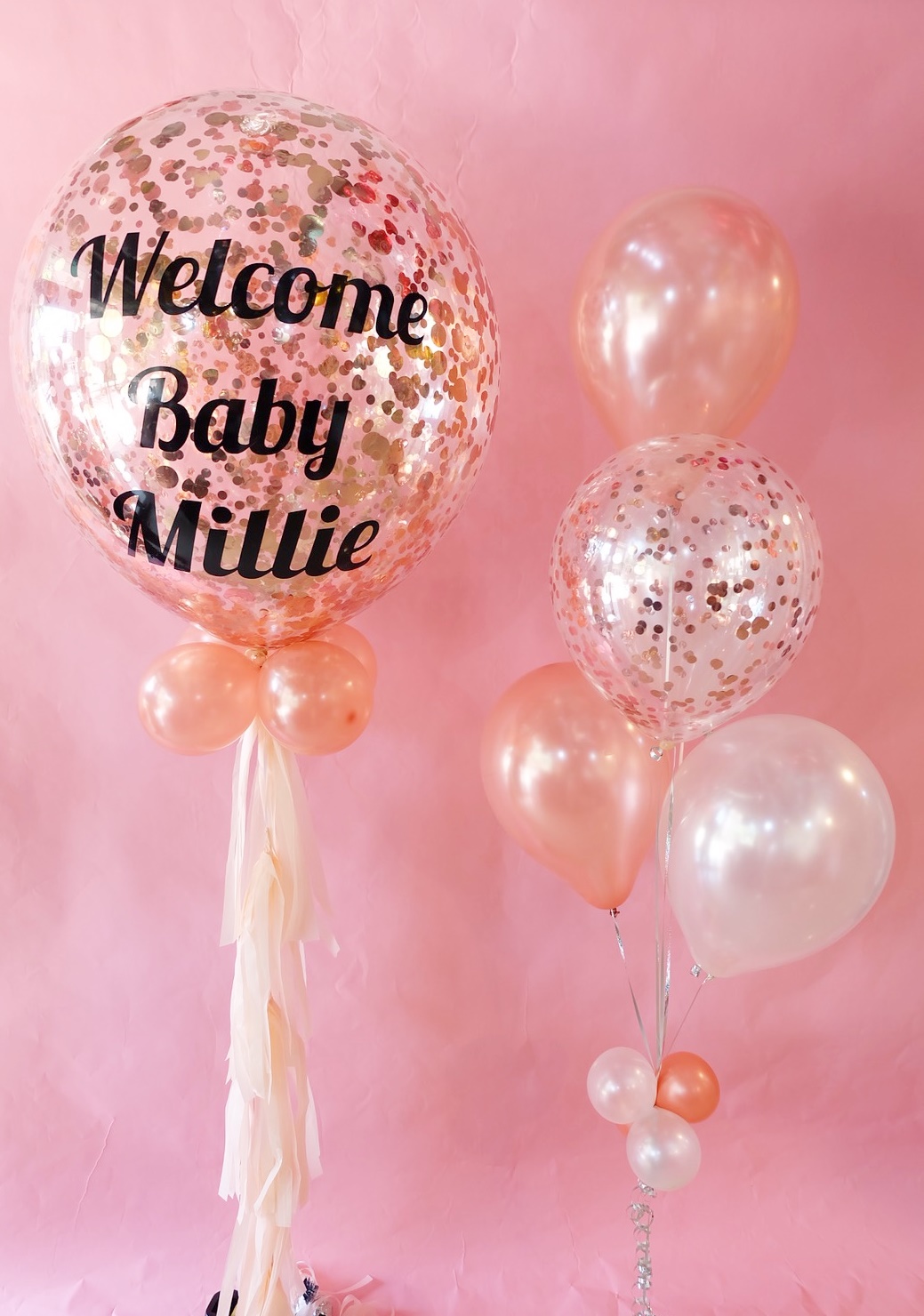 เซทWelcome Baby (24 นิ้วกลาง 1 ใบ + ช่อ 5 ลูก-1 ช่อ)