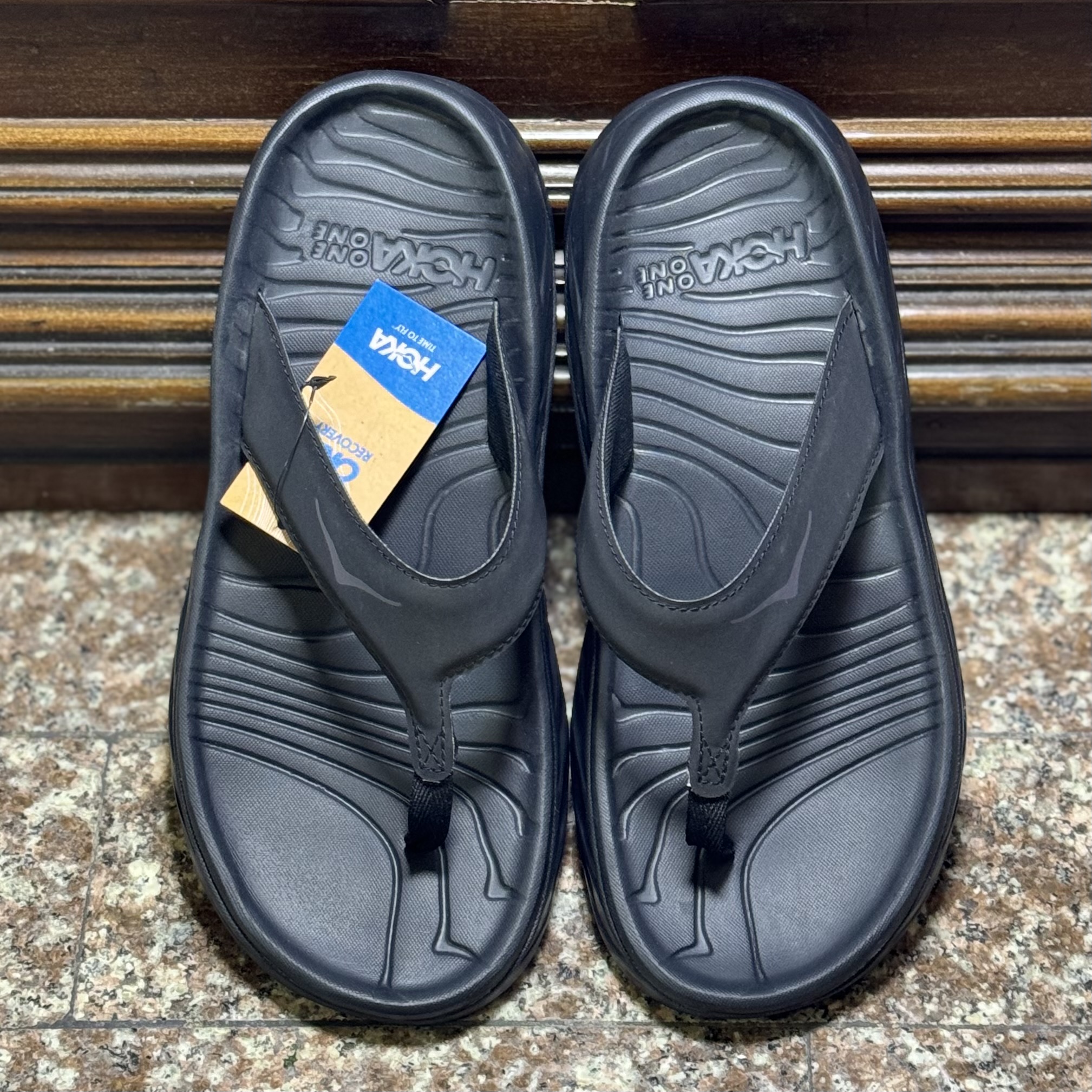 รองเท้า HOKA Ora Recovery Flip Women ‘TripleBlack’ (W8US)