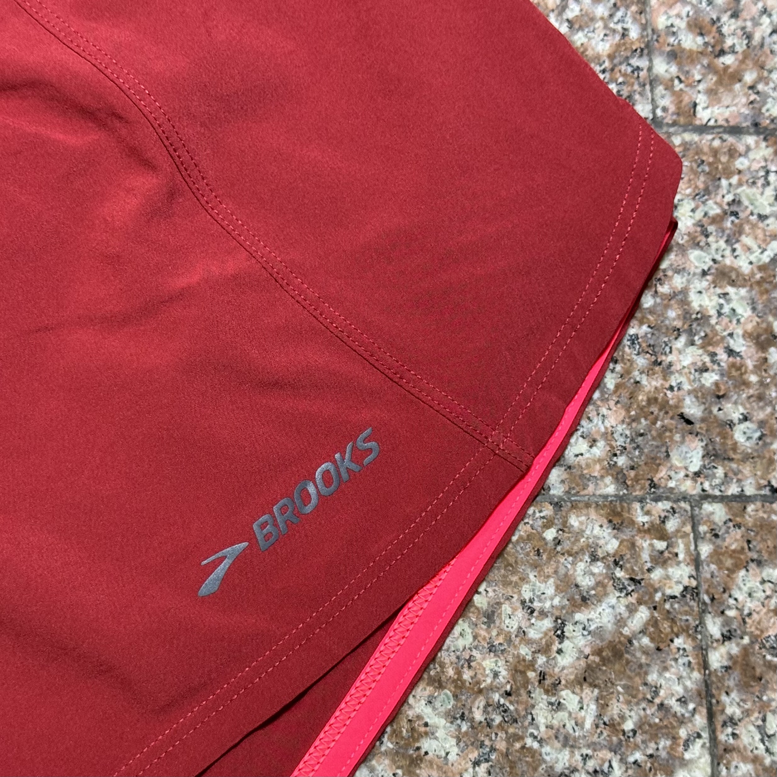 กางเกงวิ่ง Brooks Chaser 5” Running Shorts Women 3สี (L,XL)