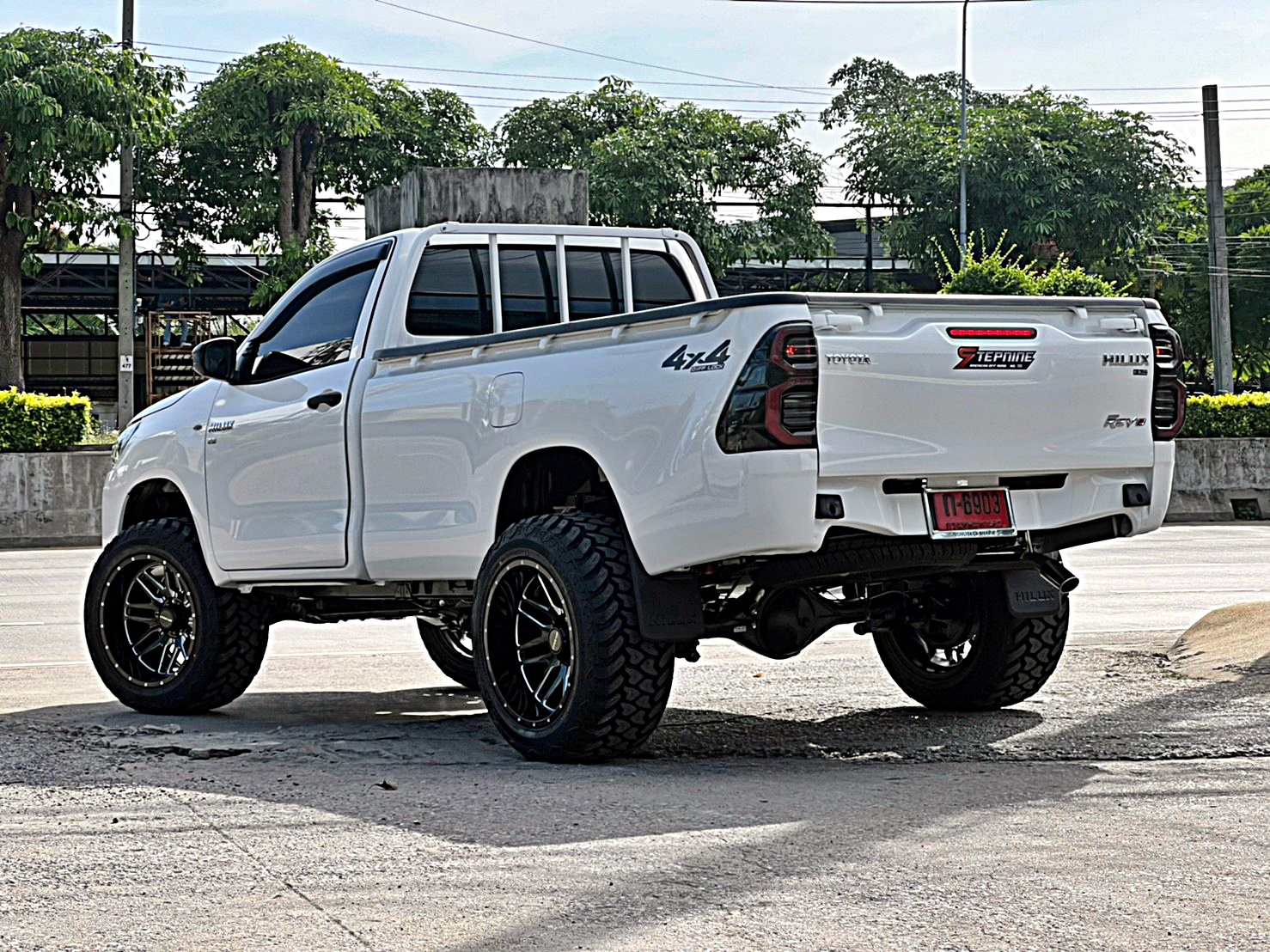 #REVO_หัวเดียว_จองคิวมาจากจันทบุรี ทำทรงเมกาที่ STEP9