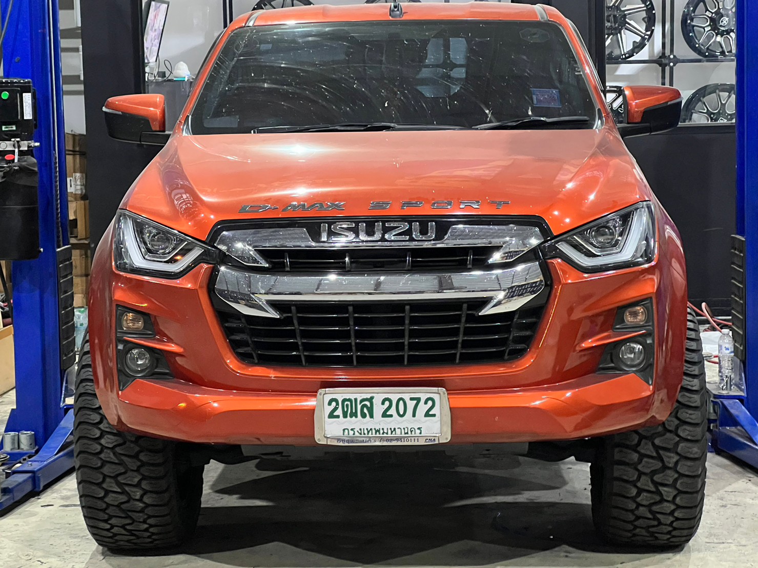 ISUZU D-MAX แต่งทรงเมกาที่ STEP9