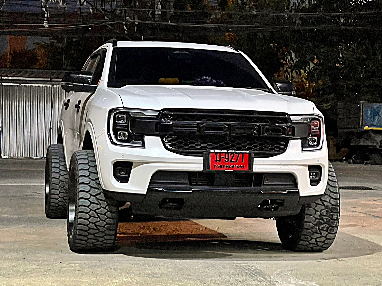 FORD EVEREST NEXTGEN ล้อแท้ HOSTILE H120 ขอบ22 ที่ STEP9