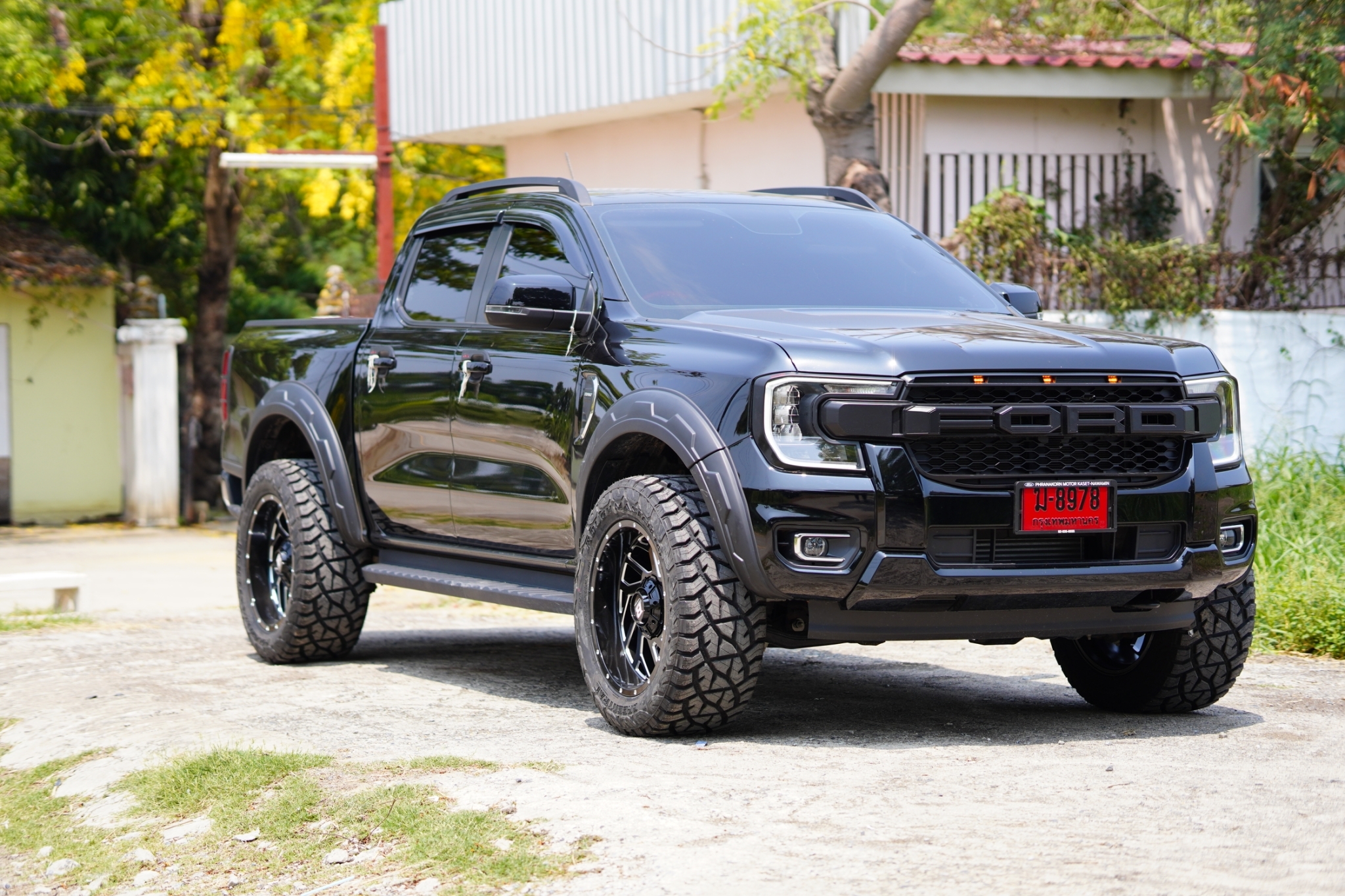 FORD RANGER NEXTGEN เดิมๆไม่ยก แต่งเมกาที่ STEP9