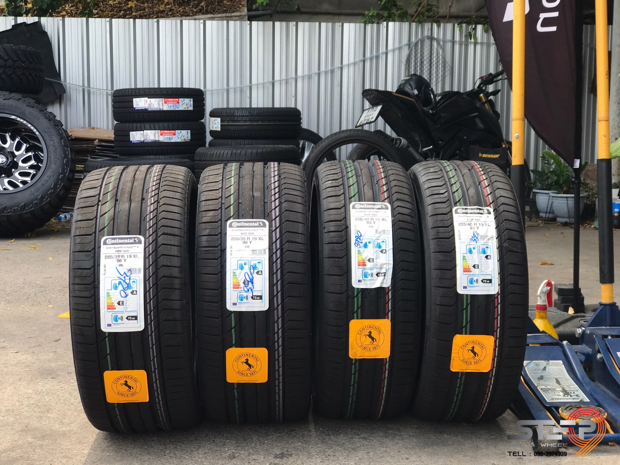 CONTINENTAL CONTACT5 SSR 225/40-19 ยาง RUNFLAT ราคาพิเศษ ที่ STEP9