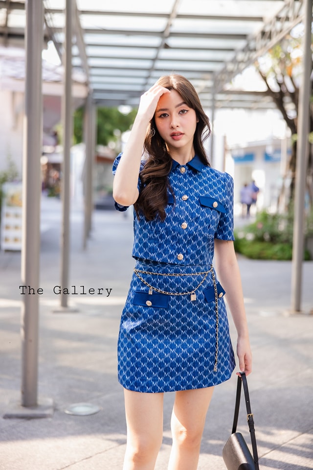 ชุดเซ็ต3ชิ้นเสื้อครอปและกระโปรงพิมส์ลาย เนื้อผ้าพรีเมี่ยม มาพร้อมเข็มขัดโซ่เข้าชุด สวยครบจบในชุดเดียว ห้ามพลาดเลยยย